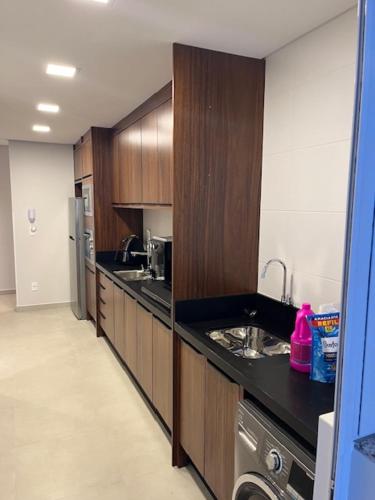 ห้องครัว, Apartamento São Francisco - Praia do Gravatá - Beto Carrero World (Apartamento Sao Francisco - Praia do Gravata - Beto Carrero World) in กราวาตา