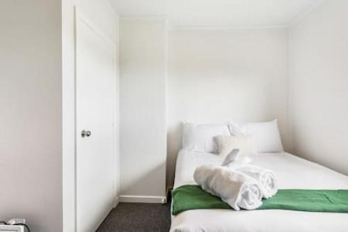Top-Floor Three-Bedroom Close to WestCity, Auckland (fotografie 8)