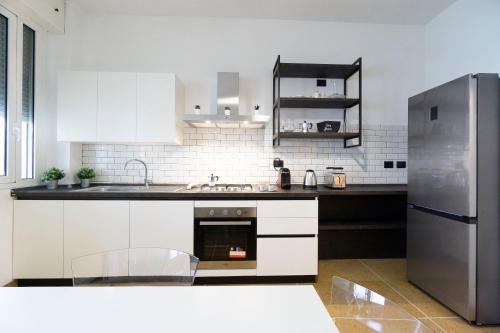  Realkasa Kharkov Apartment in Bologna