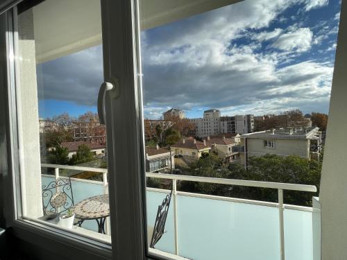 View, Appartement Port Marianne Montpellier near Ronde des Pains
