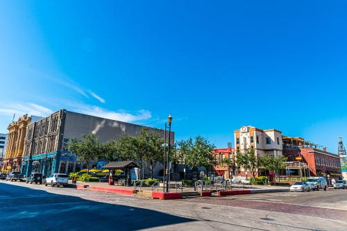 Relax in the Heart of Galveston