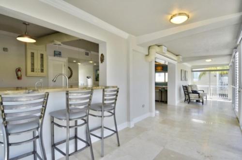 West Plaza Del Lago in Islamorada, USA
