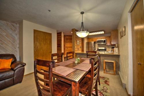 Cimarron Chalet - image 13