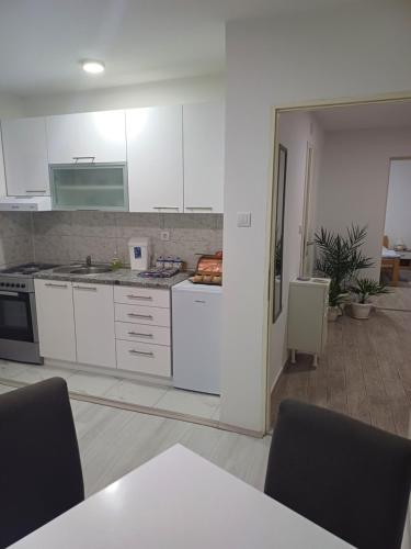Apartman “Sanja”, Pirot