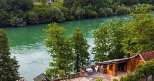 Popović na Drini (Popovic na Drini) in Perućac