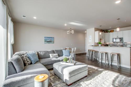 Modern South Pier Condo on Sheboygan River!