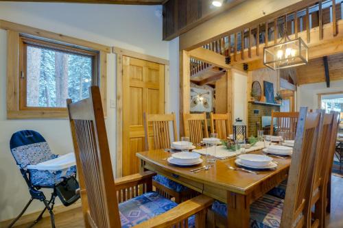 Riverside Colorado Cabin with Deck and Hot Tub in Dumont, USA