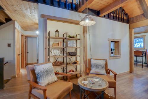 Riverside Colorado Cabin with Deck and Hot Tub in Dumont, USA