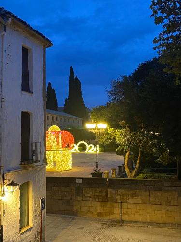 Balcones con Encanto - vistas al conjunto monumental Patrimonio de la Humanidad