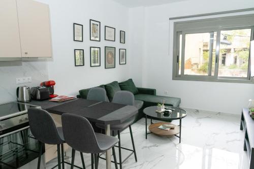 Ermis apartment, Atene