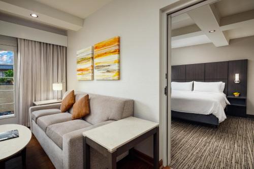 2 bedrooms, 3 beds