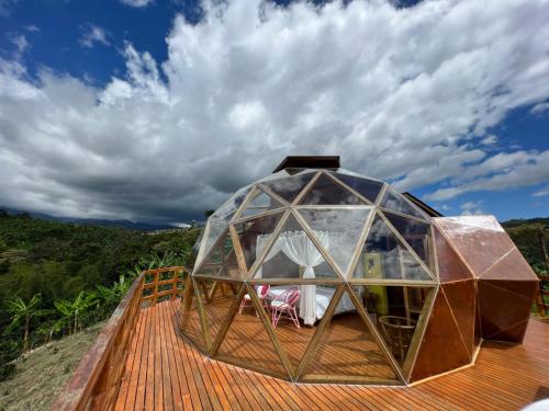 LA PERLA FINCA HOTEL-Glamping Crisolito