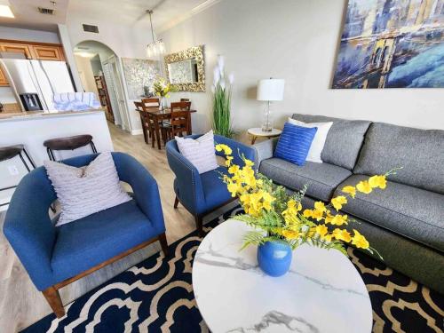 Lakeview newly renovated condo near Disney
