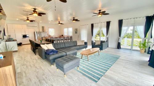 Eleuthera Retreat - Villa & Cottages on pink sand beachfront