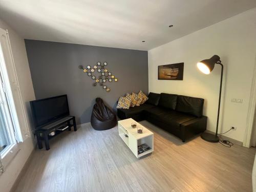 Barcelona 54 Apartment Rentals - image 7