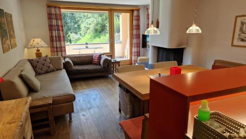 Aparthotel Chesa Bellaval in Silvaplana, Schweiz