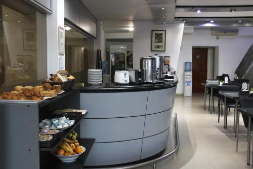 Food and beverages, SAMARAN SUITES in Villa Maria