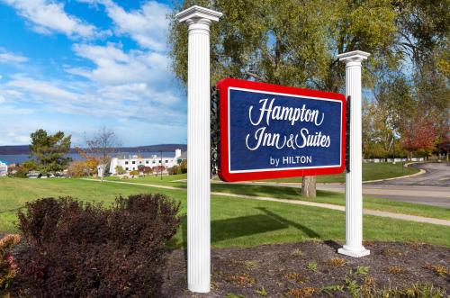 Hampton Inn & Suites Petoskey