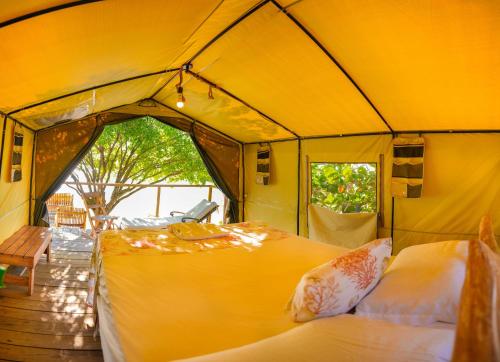 Glamping EcoLodge Cueva De Las Aguilas