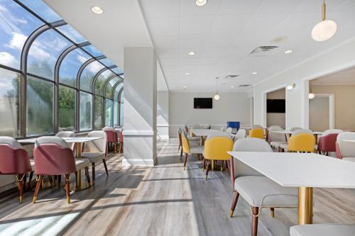 Quality Inn near Finger Lakes and Seneca Falls - image 19