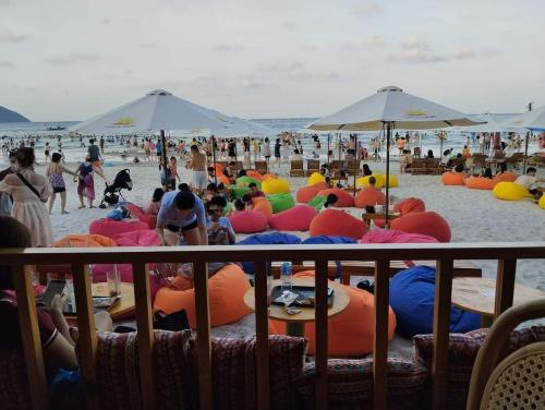 White's house in Quan Lan Island