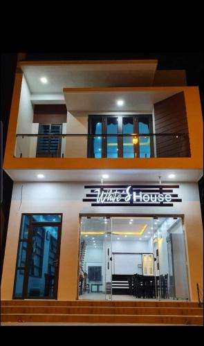 White's house in Quan Lan Island