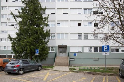 Apartments with WiFi Velika Gorica, Prigorje - 22011