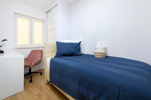 Two-Bedroom Apartment image 9