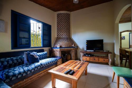 Casa Charmosa Ilhabela 3 quartos 3 banheiros in Praia Itaquanduba