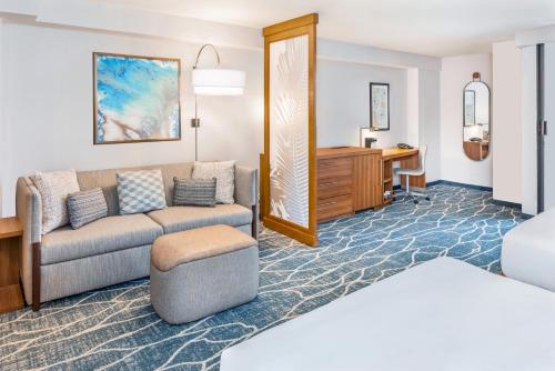 Hyatt Place Waikiki Beach - image 14