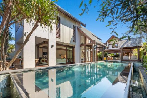 Kingscliff Balinese Beachfront Retreat