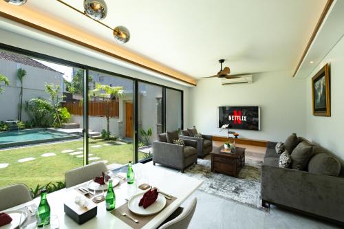 Grand Three-Bedroom Pool Villa