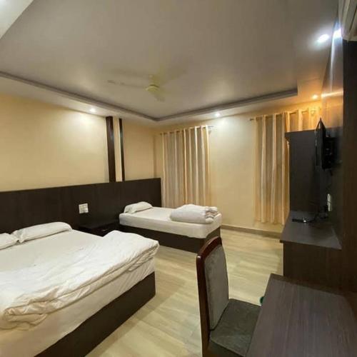 Hotel Paradise Dlx