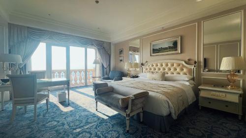 room detail thumbnail 0
