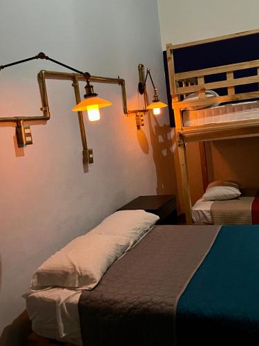 Céntrica habitación privada , #7 de 1 a 4 personas, Casona Doña Paula Aparta-hotel, baño compartido in Puebla, Mexico