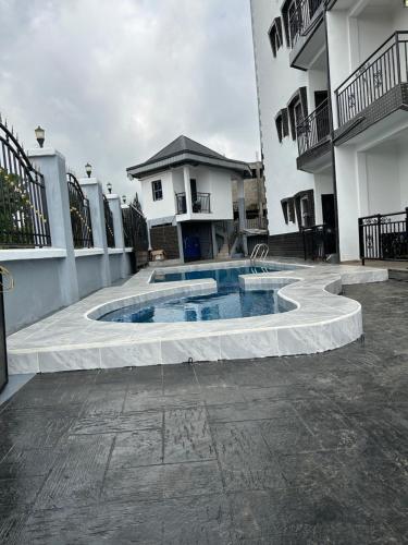 Deluxe Mansion in 布埃亚