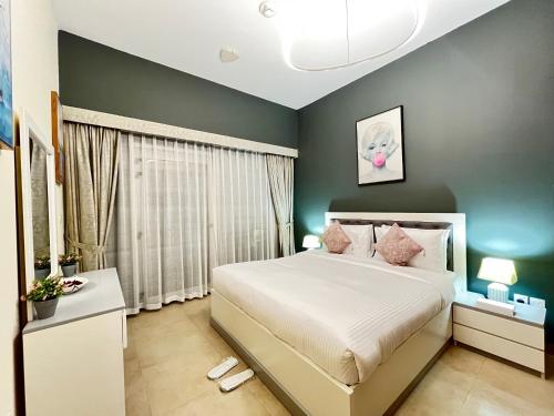 Trinity Holiday Homes - Spacious Modern Living 1BR & 2BR Unique Apartment - image 9