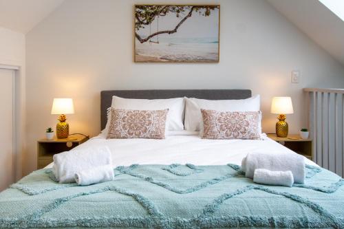 Botanic Bliss Bungalow: 1 bed loft