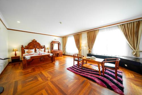 Pursat Riverside Hotel and Spa Room Type - Superior Suite Double