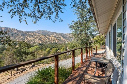 Instalações, Views, Hot Tub, Outdoor Shower, 15m from Sequoia in Três Rios (CA)