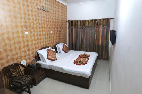 Superior Double Room room in Hotel Holiday Comfort - 800 mts from Jallianwala Bagh