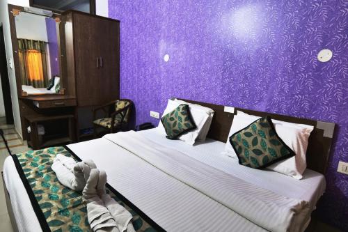 Double Room image 8