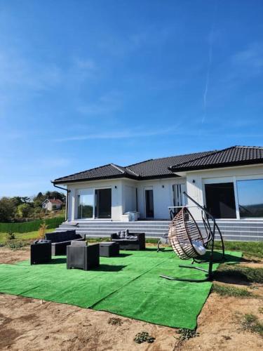 B&B Vlaška - NEW Luxury villa near Belgrade for 20 guests sleeps 8 - Bed and Breakfast Vlaška