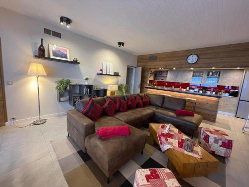 共用ラウンジ/TVエリア, Chalet Canvolan, 7 pièces, 12 personnes, Tignes le Lac, sur terrasse et jardin (Chalet Canvolan, 7 pieces, 12 personnes, Tignes le Lac, sur terrasse et jardin) in ティニュ