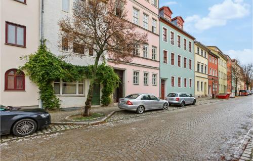 Pet Friendly Apartment In Naumburg With Kitchen