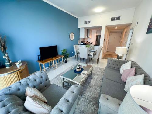 Luton Vacation Homes -sea view -Damac Heights, Dubai Marina -90AB2, Dubai (photo 4)