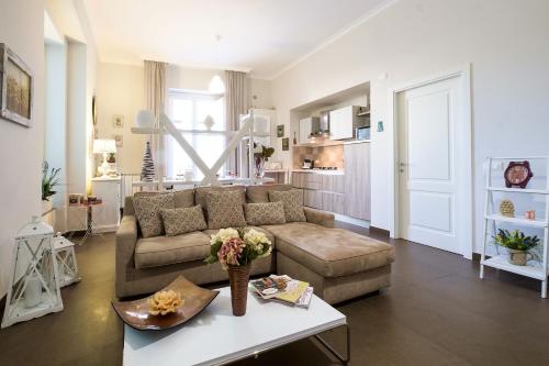 Gran Cancelliere Apartment Parking – Palermo, CA