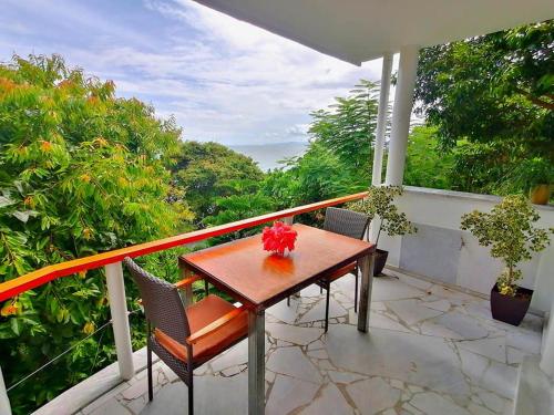 Lonos Circle in Romblon