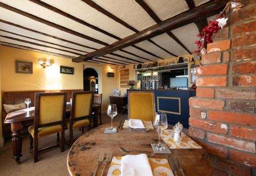 The Pheasant Pub at Gestingthorpe Stylish Boutique Rooms in The Coach House