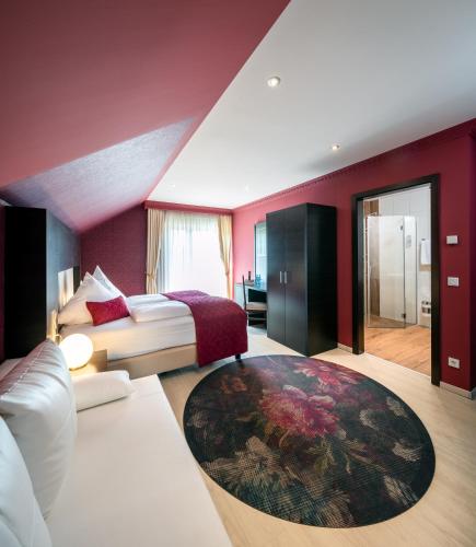 Kristallhotel Fettehenne in เลเวอร์คูเซิน